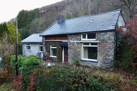 Property for auction in Powys