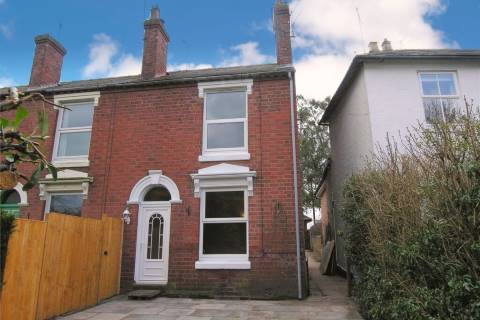 Property for auction in Worcestershire