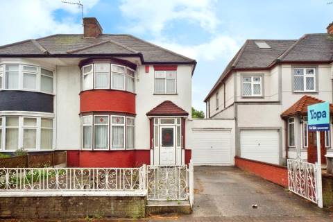 Property for auction in London
