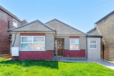 Property for auction in Essex
