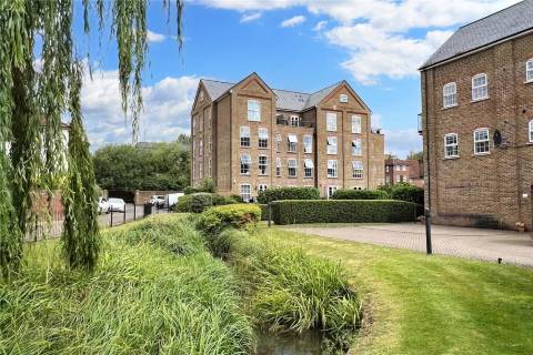 Property for auction in Buckinghamshire