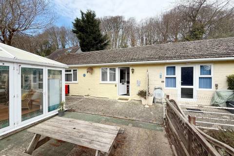Property for auction in Isle of Wight