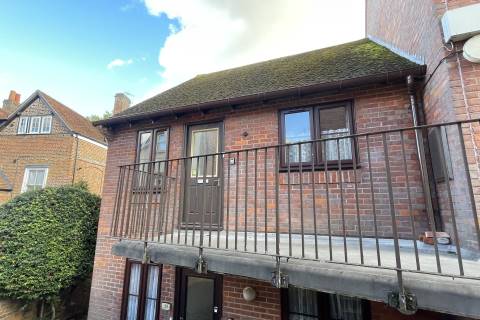 Property for auction in Buckinghamshire