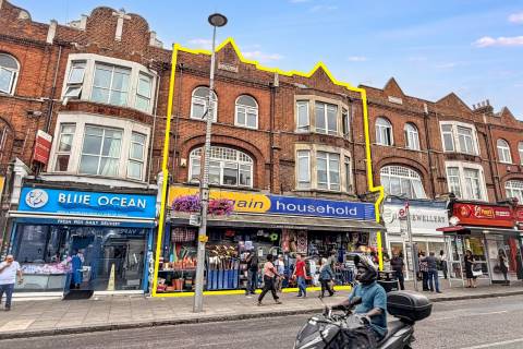 Property for auction in London