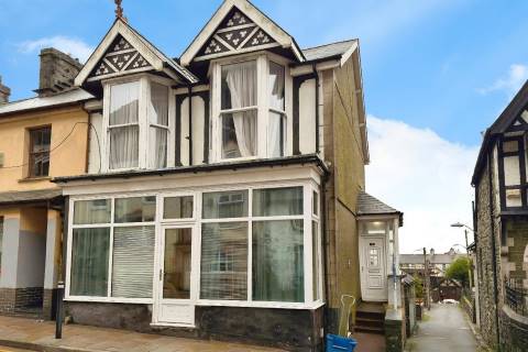 Property for auction in Gwynedd