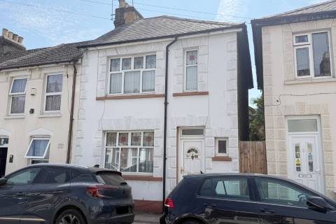 Property for auction in Kent
