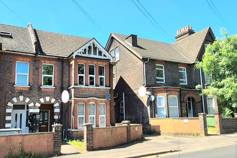 Property for auction in Bedfordshire