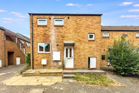 Property for auction in Bedfordshire