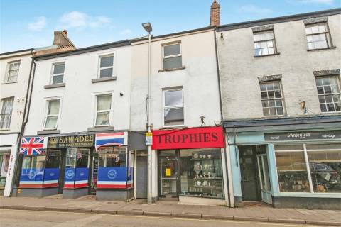 Property for auction in Devon