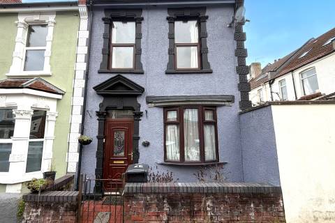 Property for auction in Avon