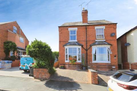 Property for auction in Worcestershire