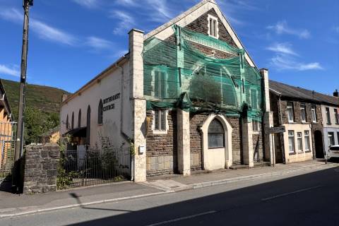 Property for auction in Mid Glamorgan