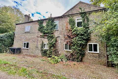 Property for auction in Lincolnshire