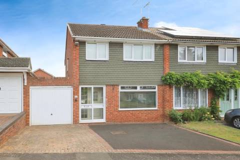 Property for auction in Worcestershire