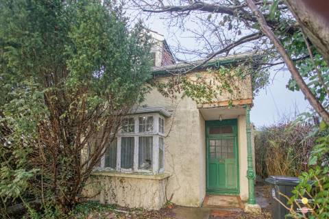 Property for auction in Avon