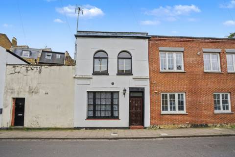 Property for auction in London