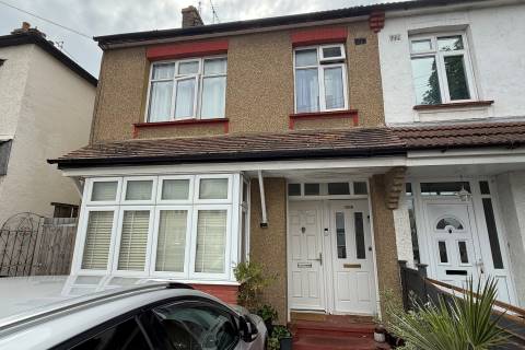 Property for auction in Essex