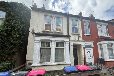 Property for auction in Essex