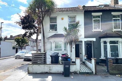 Property for auction in Surrey