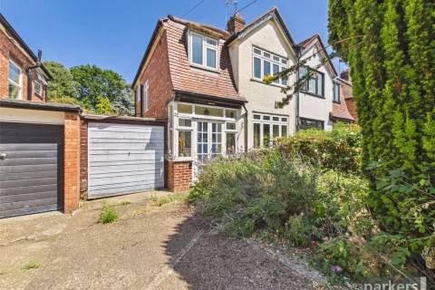 Property for auction in Berkshire