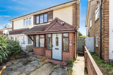 Property for auction in Essex