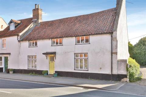 Property for auction in Norfolk