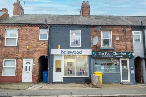 Property for auction in Derbyshire