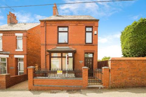 Property for auction in Clwyd