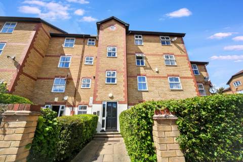 Property for auction in Surrey