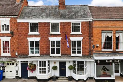 Property for auction in Worcestershire