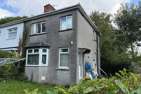 Property for auction in Mid Glamorgan