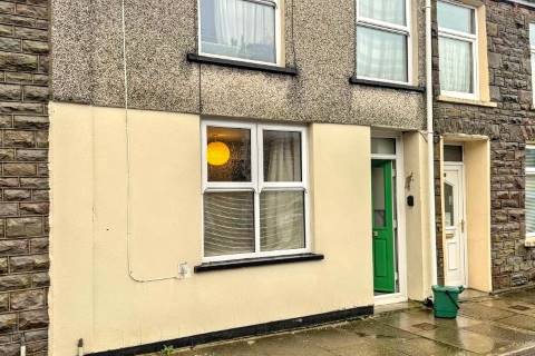 Property for auction in Mid Glamorgan