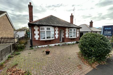 Property for auction in Essex