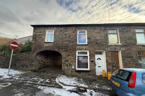 Property for auction in Mid Glamorgan