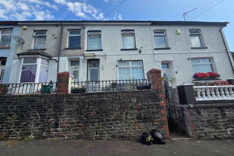 Property for auction in Mid Glamorgan