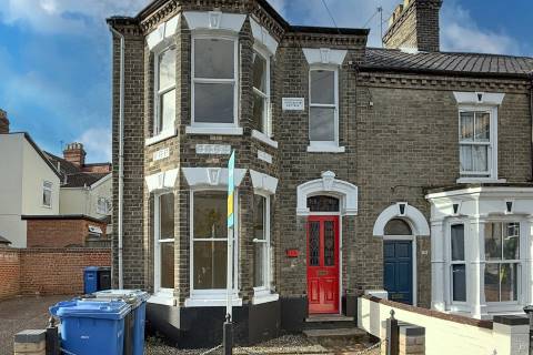 Property for auction in Norfolk