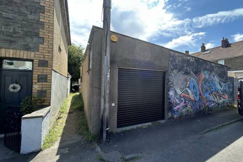 Property for auction in Avon