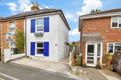 Property for auction in Isle of Wight