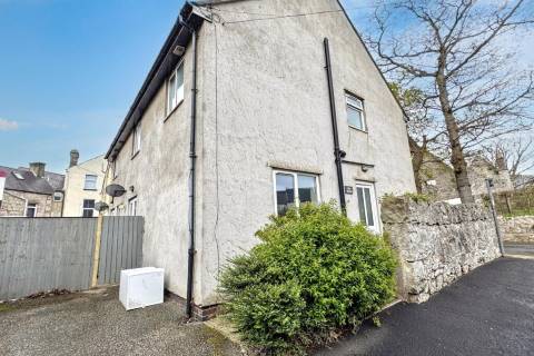 Property for auction in Clwyd