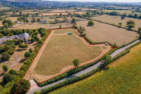 Property for auction in Somerset