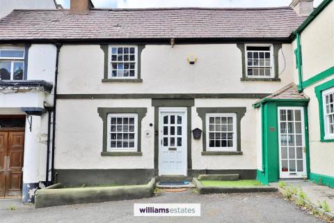 Property for auction in Clwyd