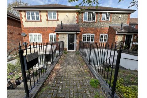 Property for auction in Berkshire