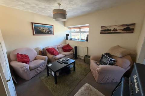 Property for auction in Mid Glamorgan