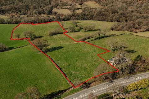Property for auction in Derbyshire