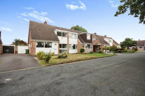 Property for auction in Warwickshire