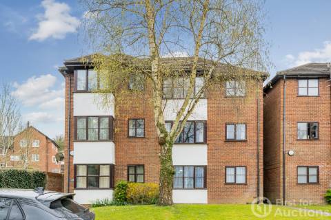 Property for auction in Buckinghamshire