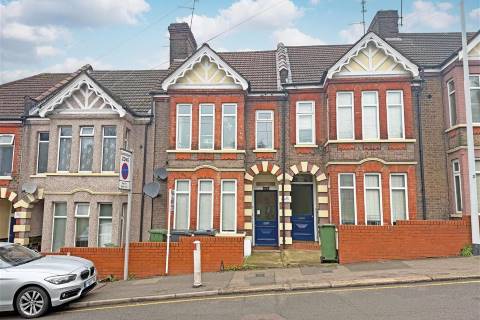 Property for auction in Bedfordshire