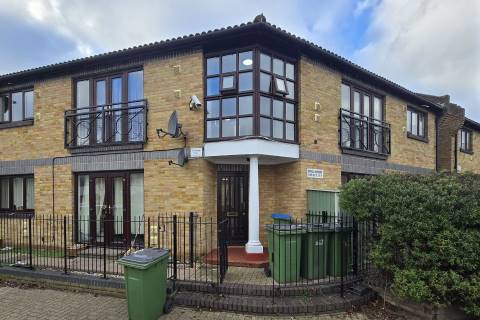 Property for auction in London