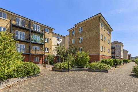 Property for auction in Buckinghamshire