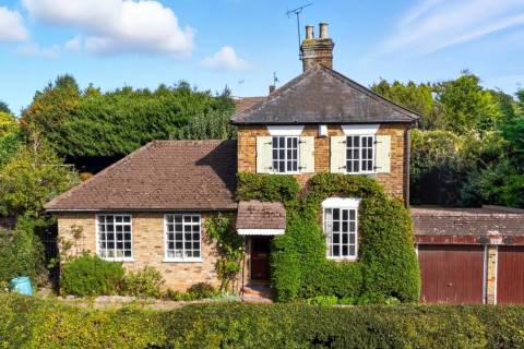 Property for auction in Essex